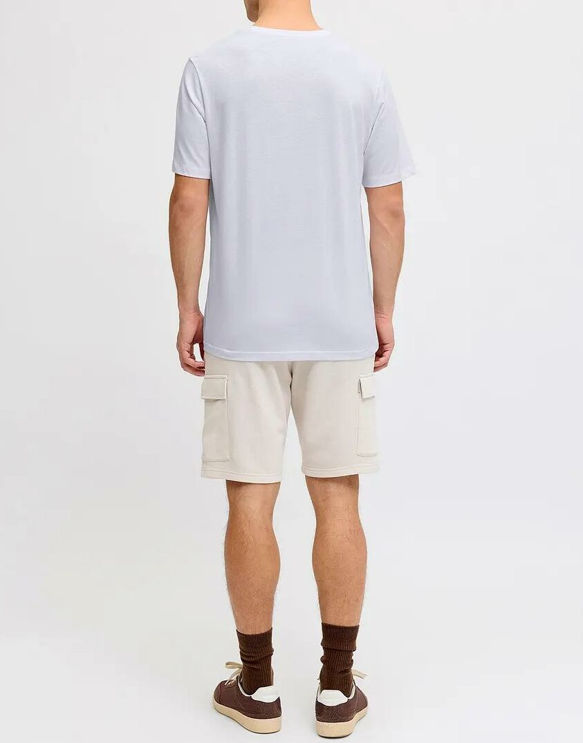 T-SHIRT Z NADRUKIEM
