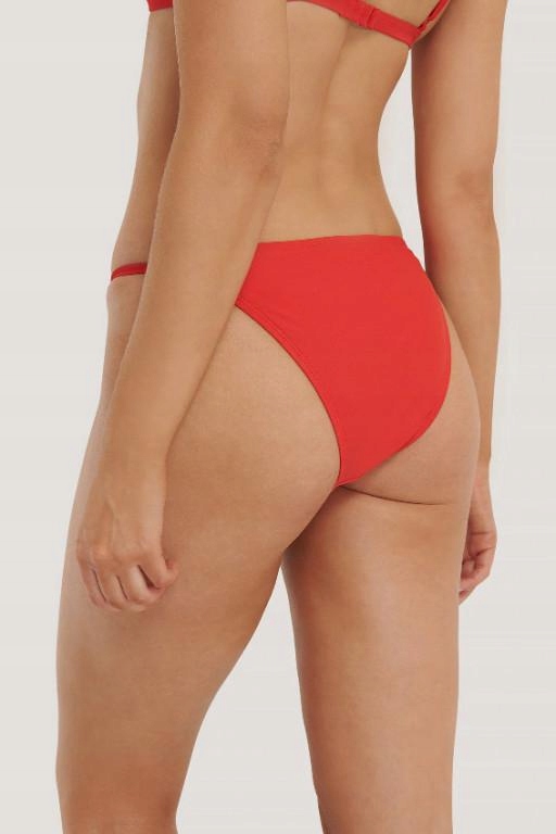 CZERWONY DÓŁ OD BIKINI