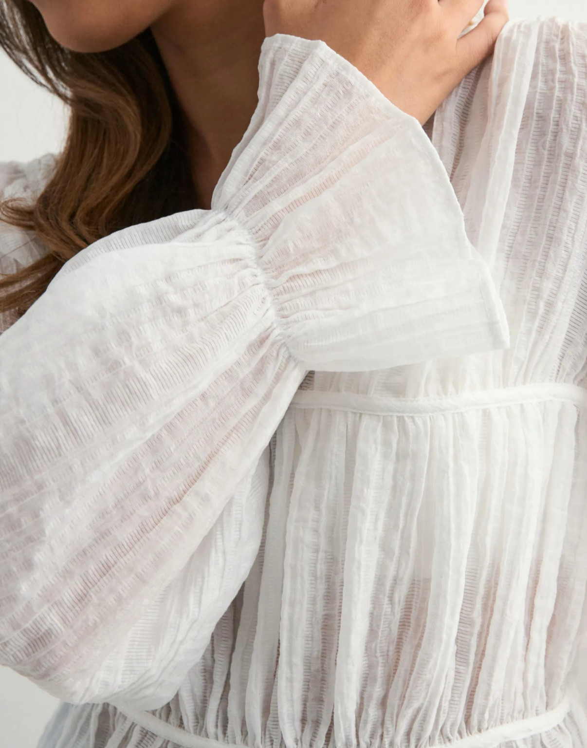 Biała bluzka v neck