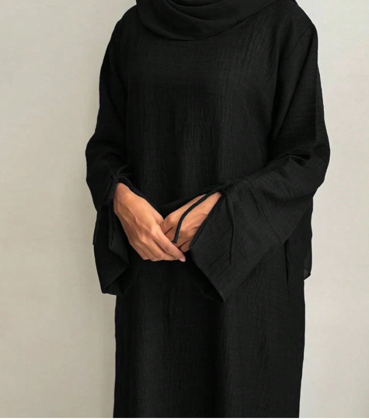 CZARNA MAXI ABAJA