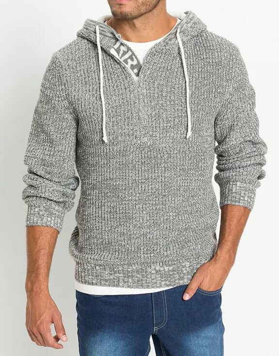 SWETER Z KAPTUREM