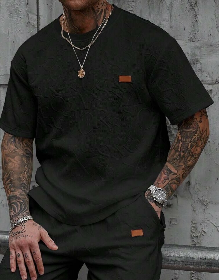 czarny t-shirt struktura