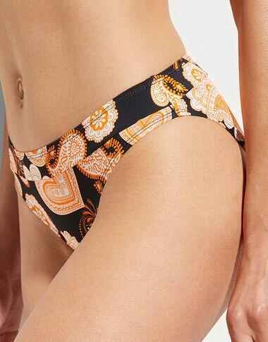 DÓŁ OD BIKINI 