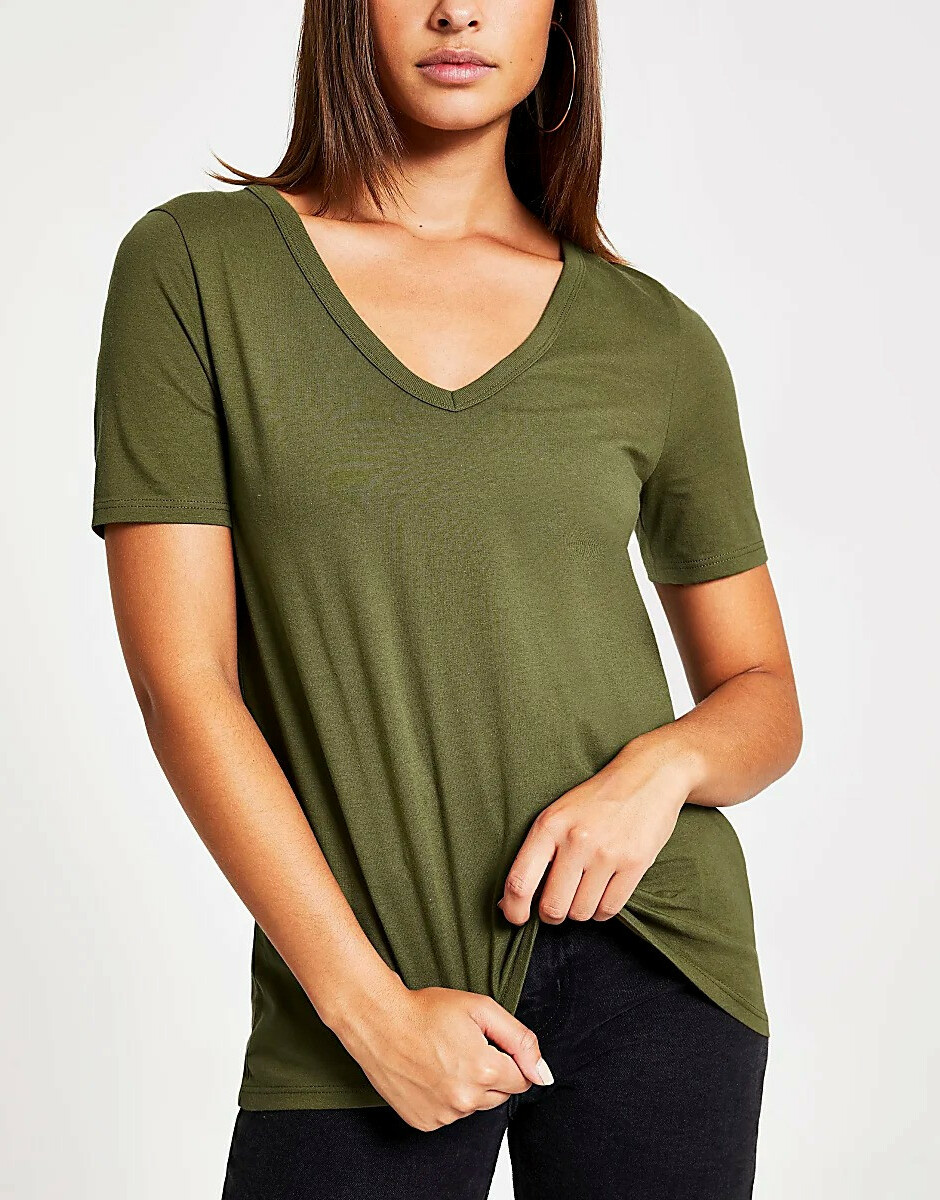 t-shirt v neck khaki