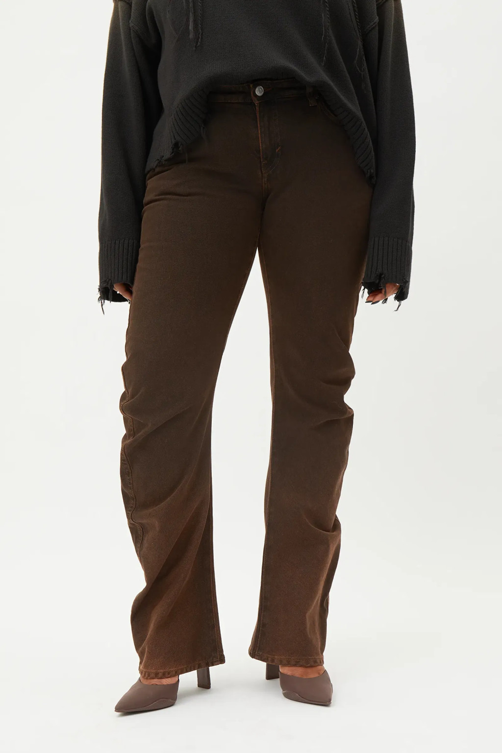 BRĄZOWE SPODNIE JEANS