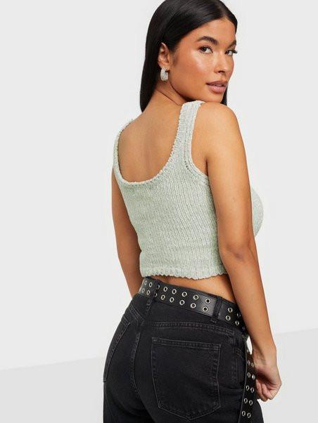 DZIANINOWY CROP TOP