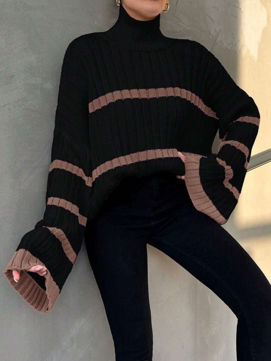sweter w paski półgolf