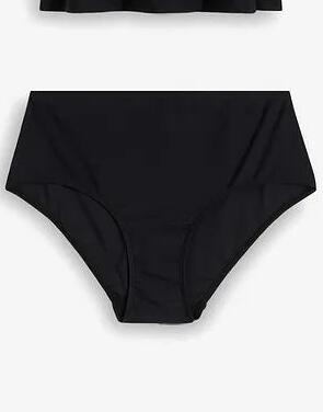 czarny dół od bikini