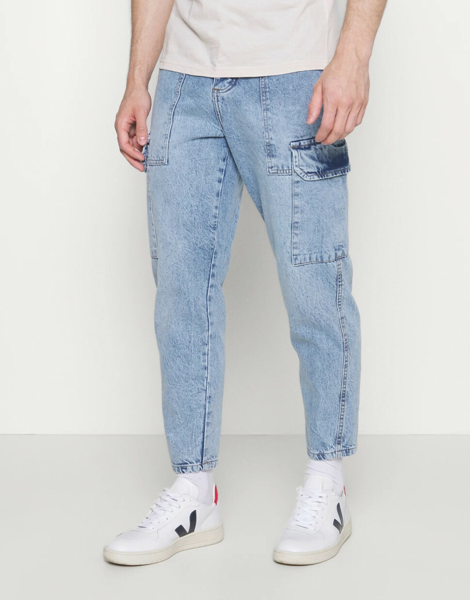 NIEBIESKIE SPODNIE JEANS KIESZENIE