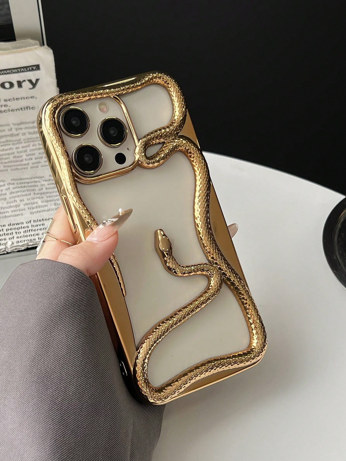 ETUI NA TELEFON iphone 16