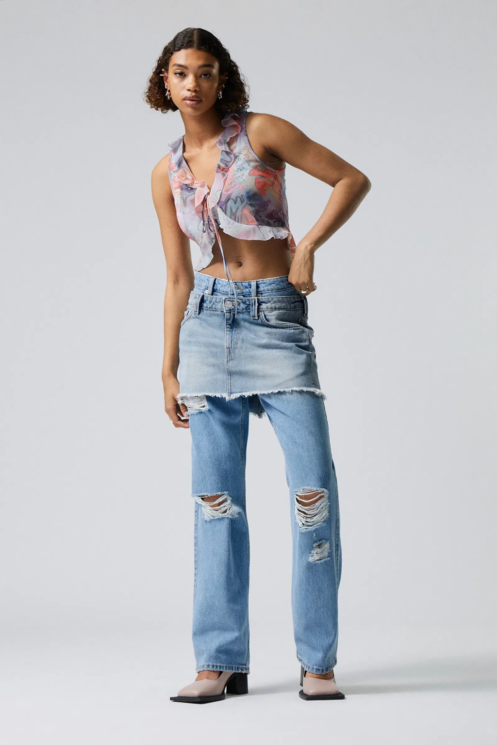 CROP TOP WIĄZANIE FALBANA