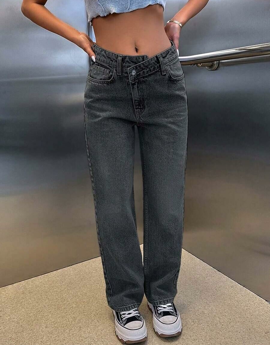 czarne spodnie jeans asymetria