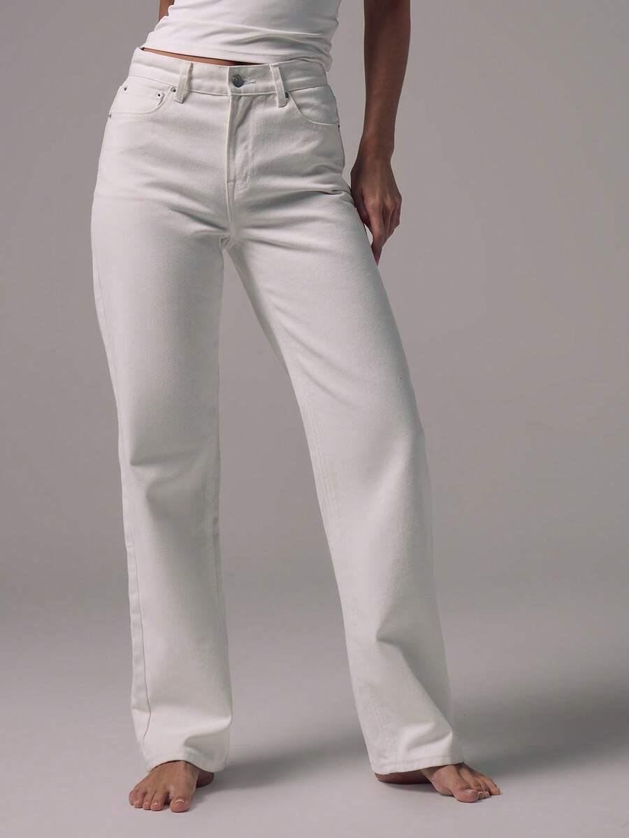 BIAŁE SPODNIE JEANS