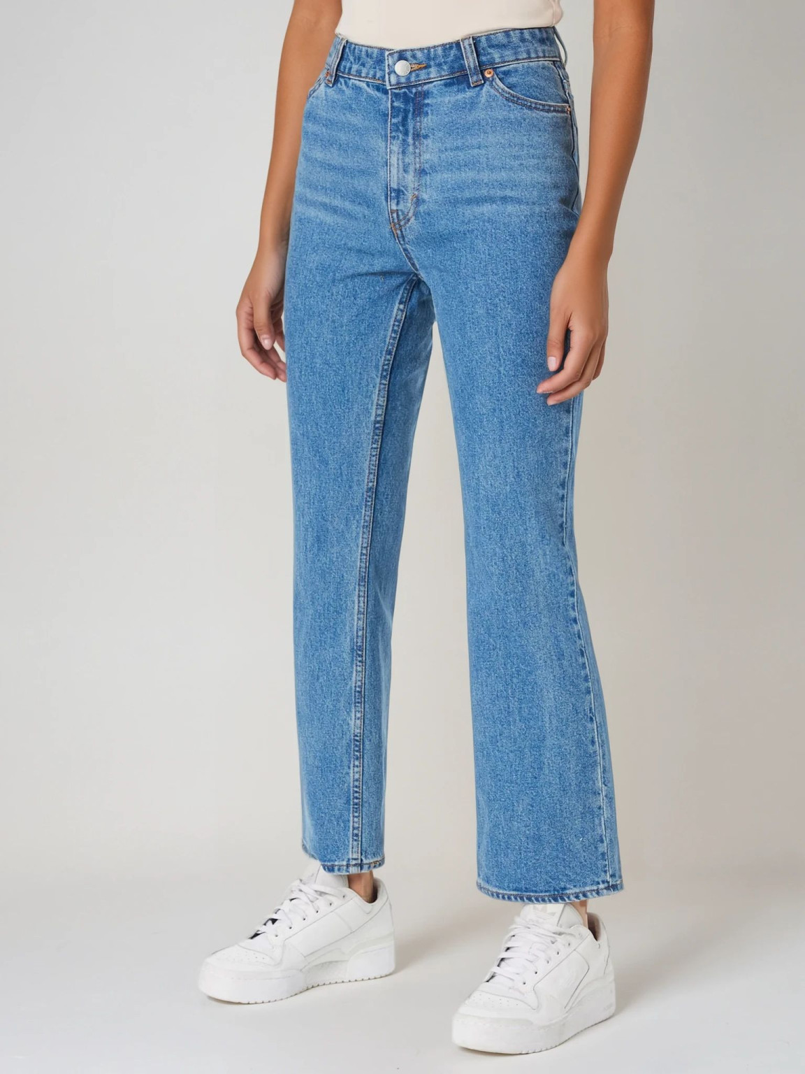 ROZSZERZANE NIEBIESKIE SPODNIE JEANS