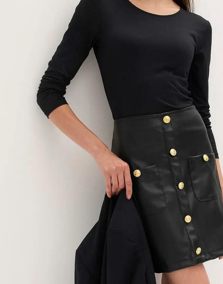 SPÓDNICA EKO SKÓRA Z GUZIKAMI