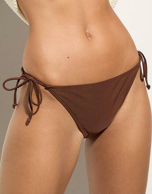 DÓŁ OD BIKINI