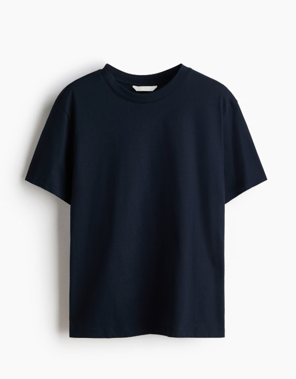 granatowy t-shirt z krótkim rękawem