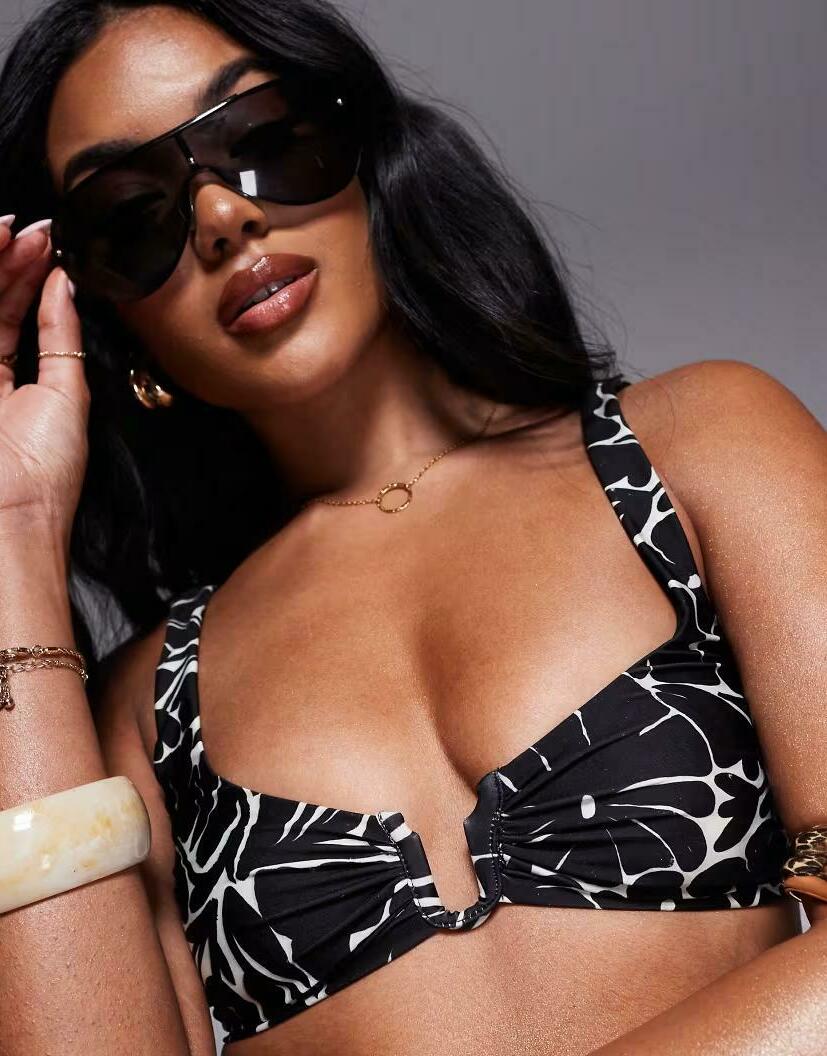 GÓRA OD BIKINI WZÓR KWIATY