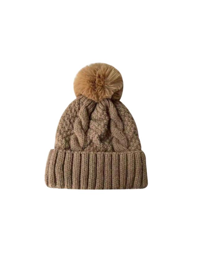 brązowa CZAPKA POMPON
