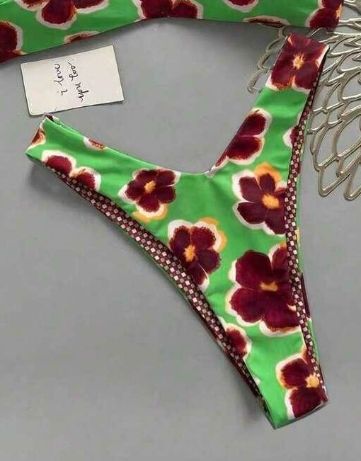DÓŁ OD BIKINI