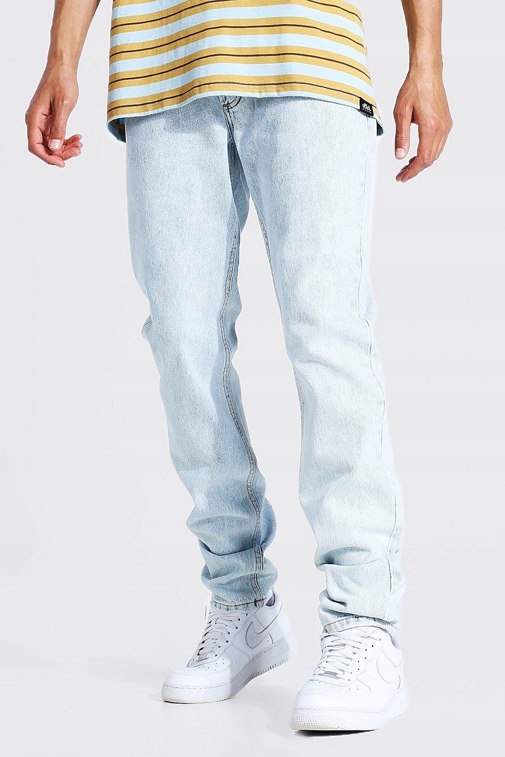 niebieskie spodnie jeans 
