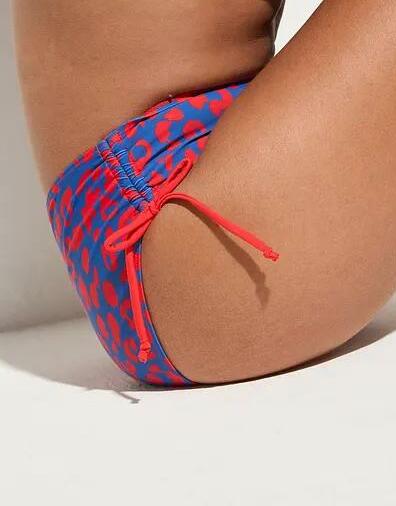 DÓŁ OD BIKINI 