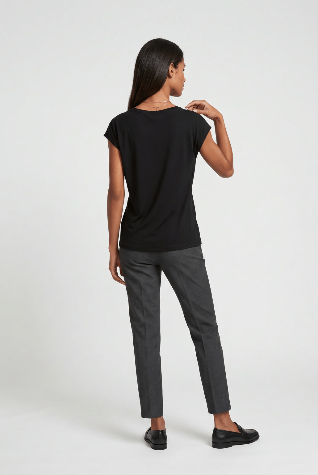 czarna bluzka v neck