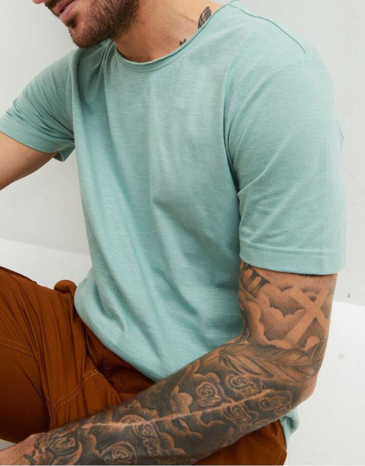  BAWEŁNIANY T-SHIRT MĘSKI Z OKRĄGŁYM DEKOLTEM