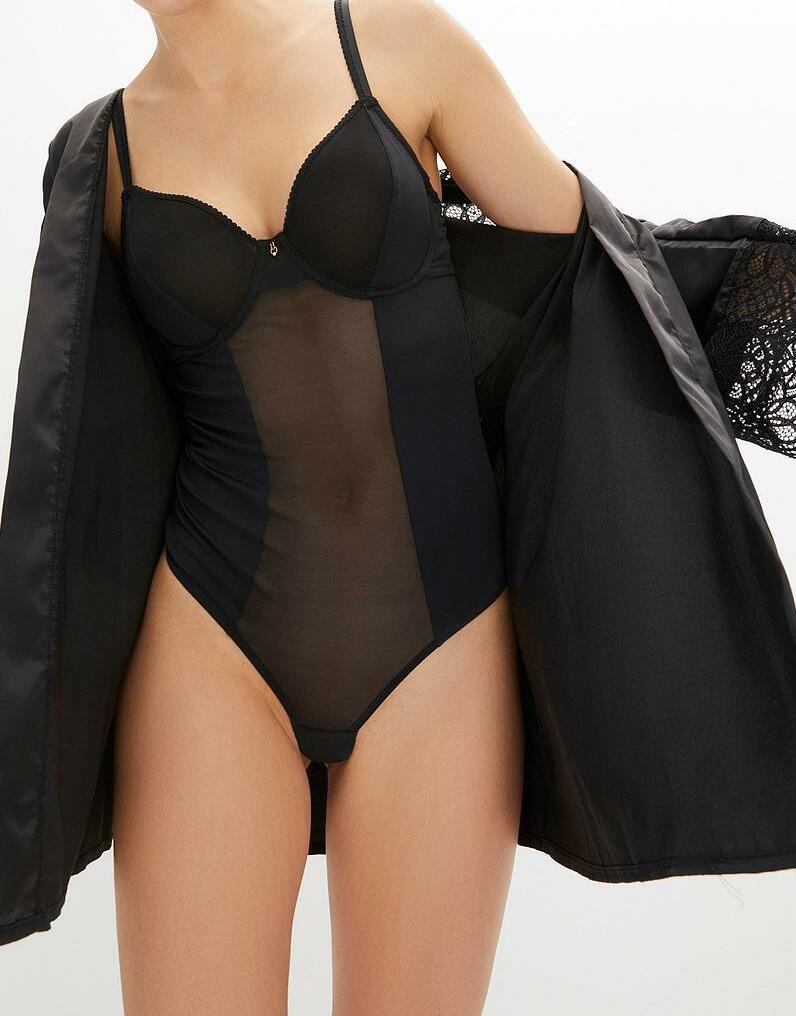 BODY PÓŁPRZEZROCZYSTE ZE STRINGAMI 