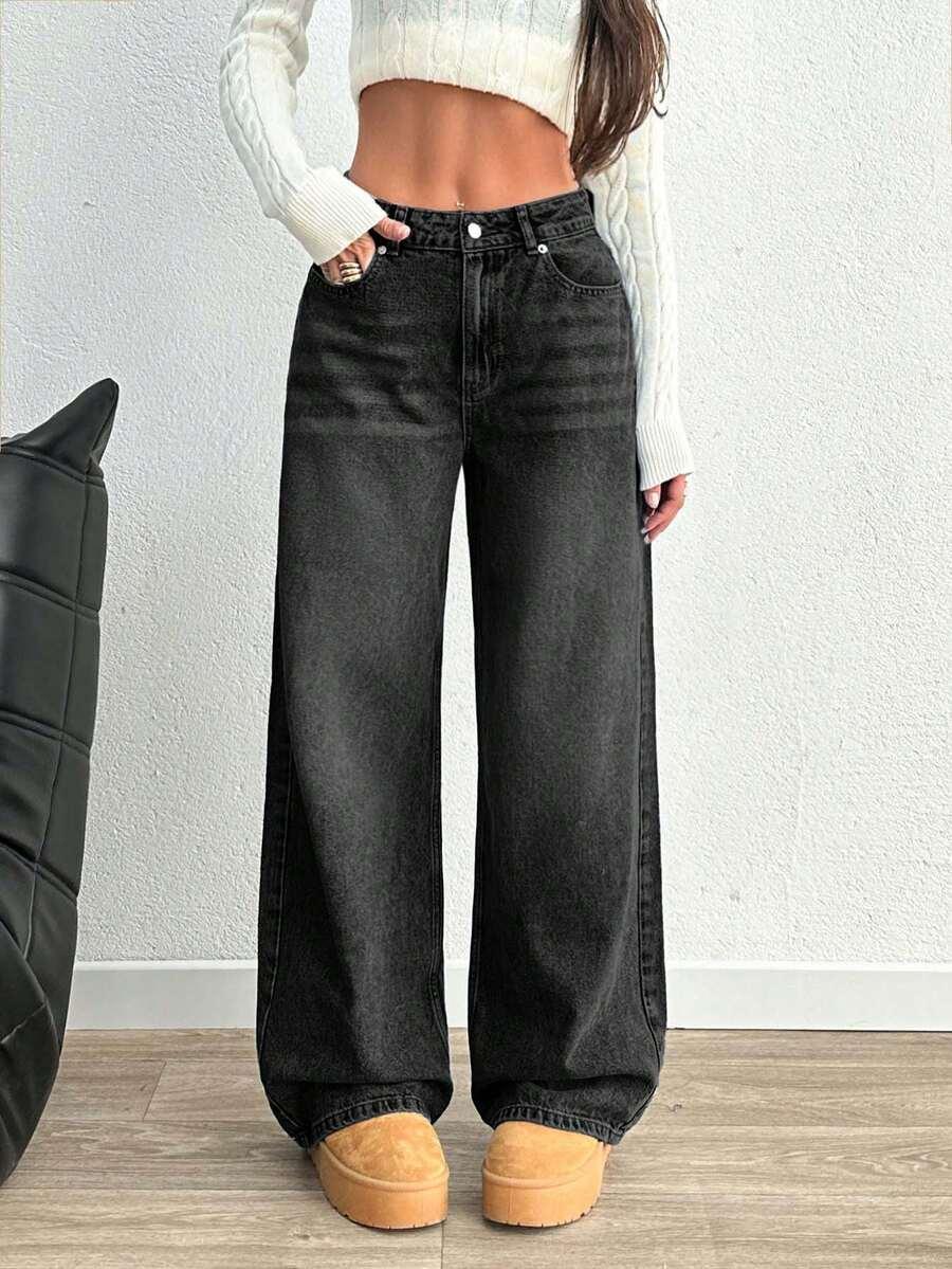 czarne spodnie jeans 