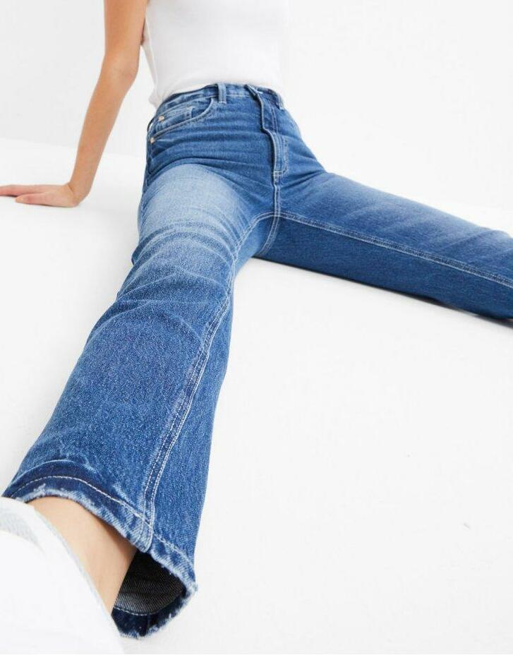 SPODNIE JEANSOWE DAMSKIE 