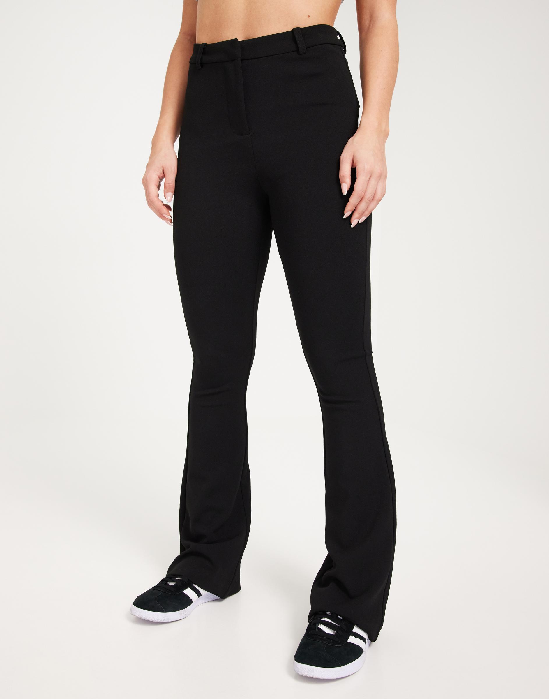 ELEGANCKIE CZARNE SPODNIE FLARE