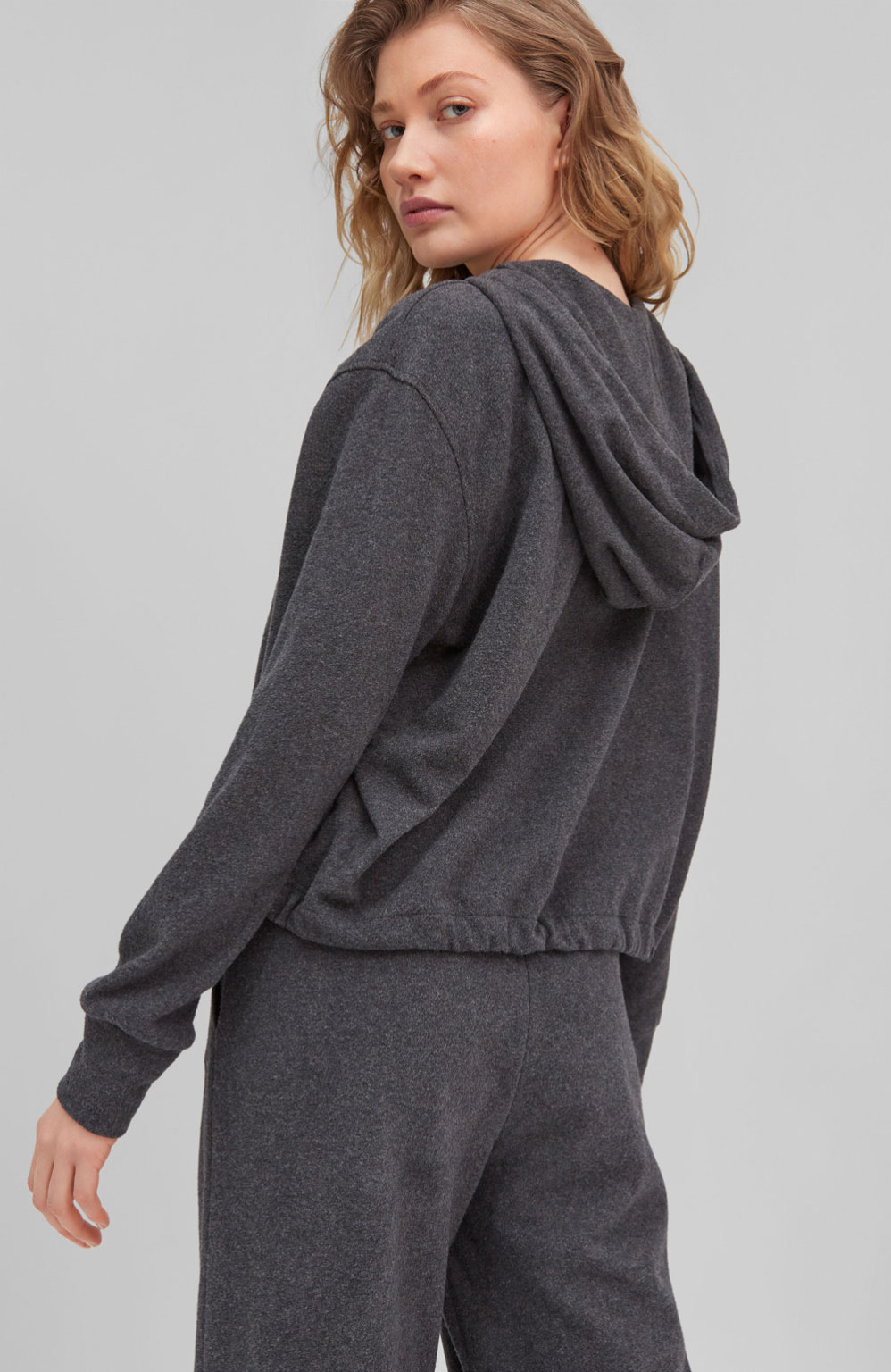 BLUZA DRESOWA Z KAPTUREM