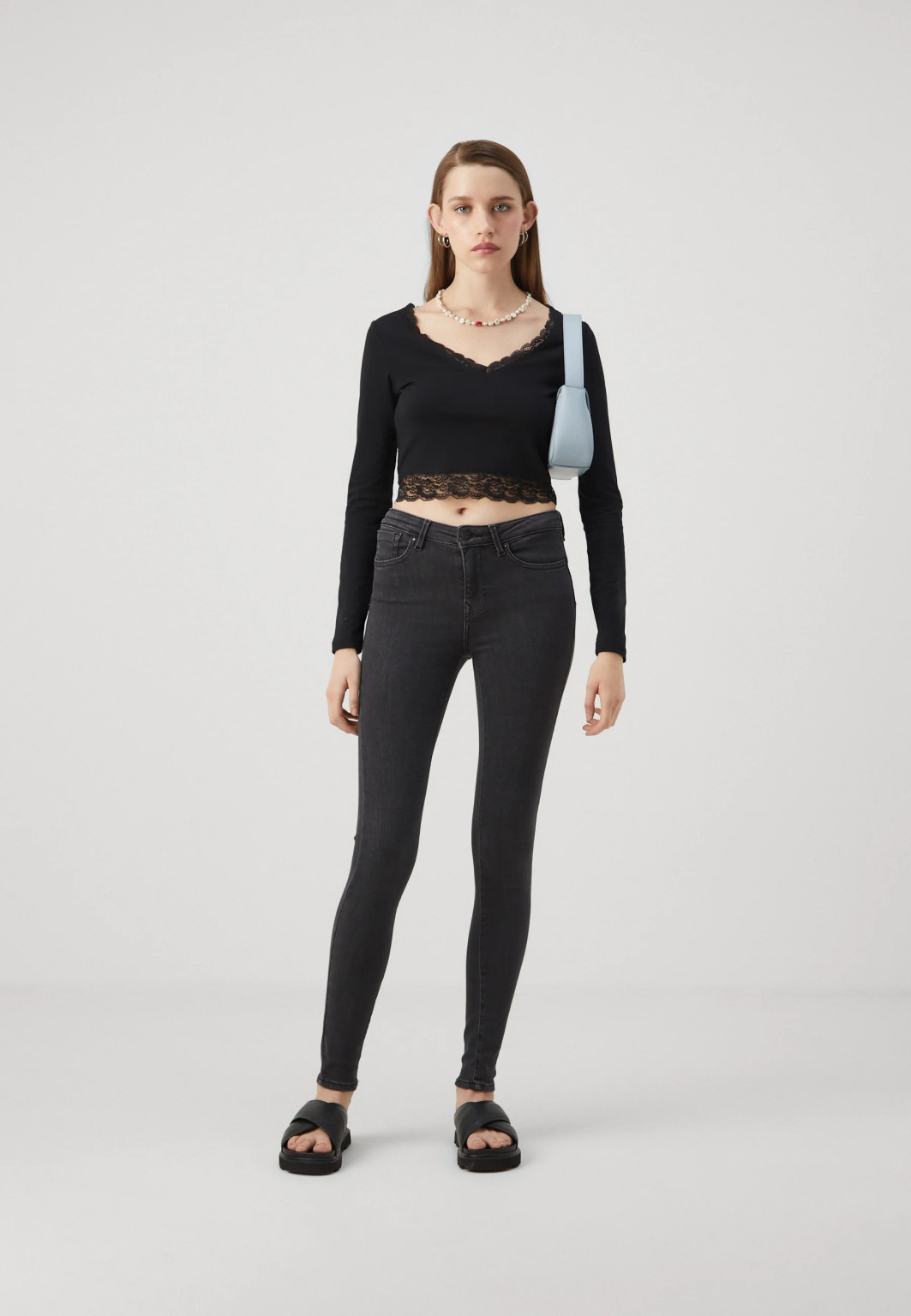 SZARE SPODNIE JEANS RURKI