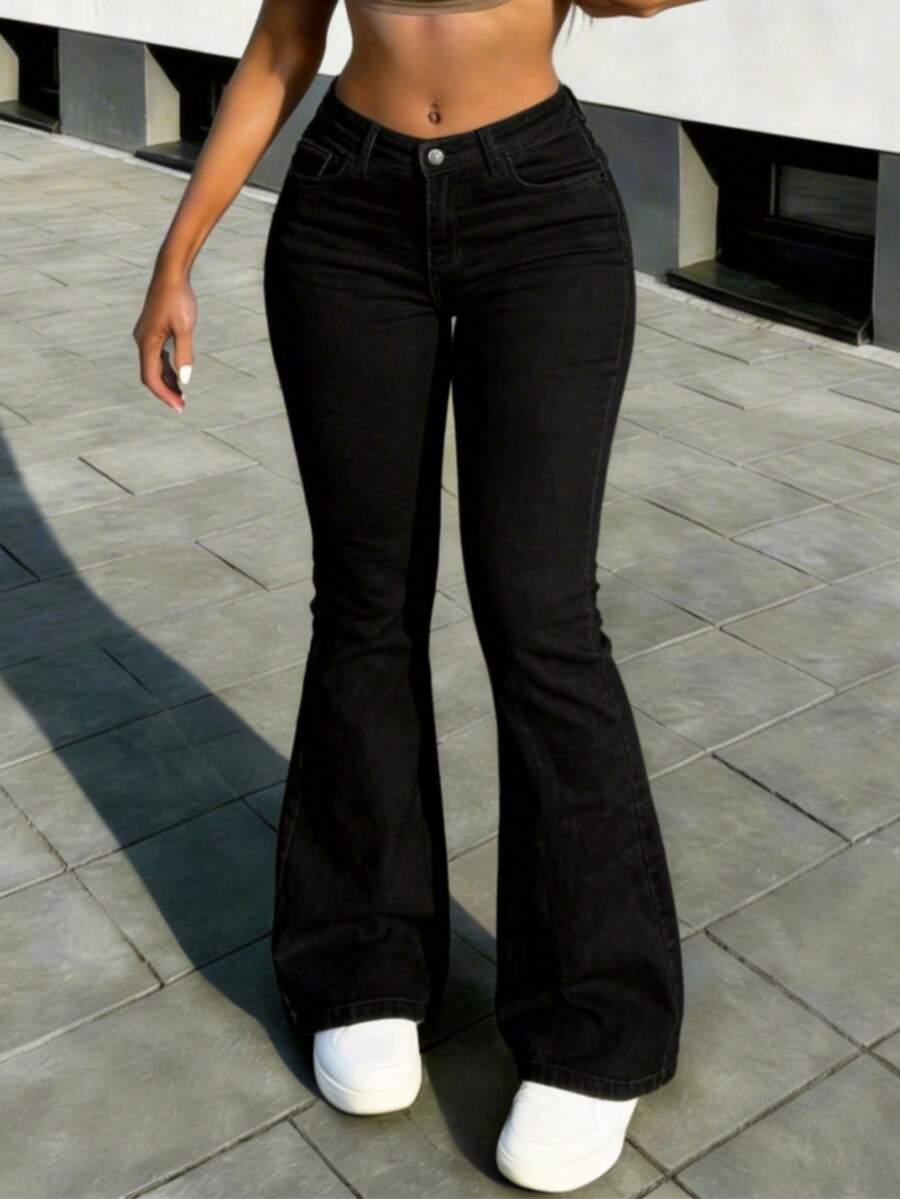 czarne spodnie jeans dzwony