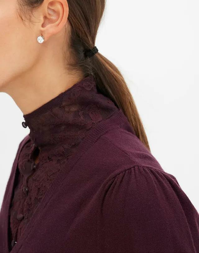 SWETER Z KORONKĄ