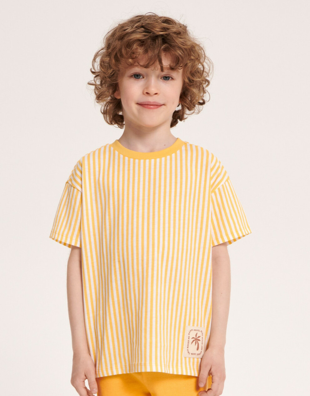 ŻÓŁTY T-SHIRT WZÓR PASKI