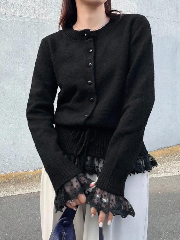 CZARNY SWETER KORONKA