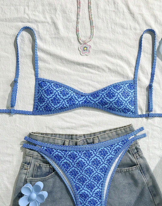 góra od bikini