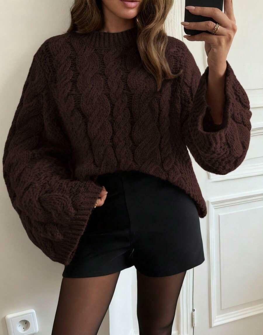 brązowy sweter splot