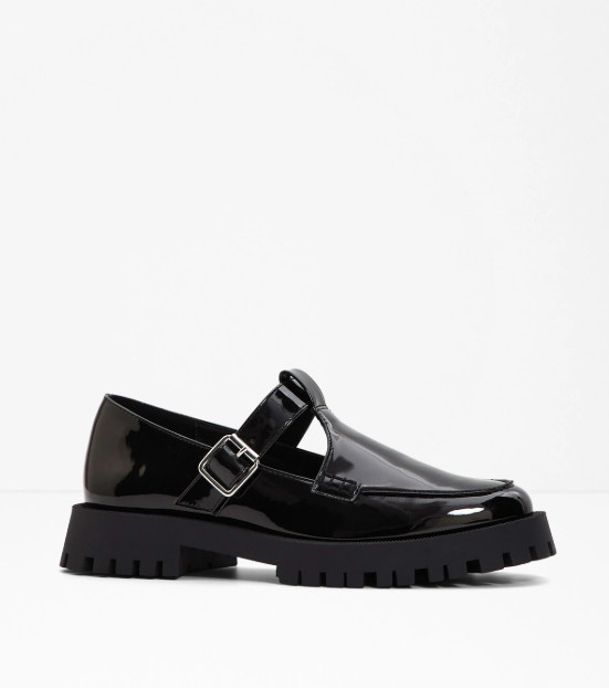 CZARNE LAKIEROWANE PÓŁBUTY LOAFERS