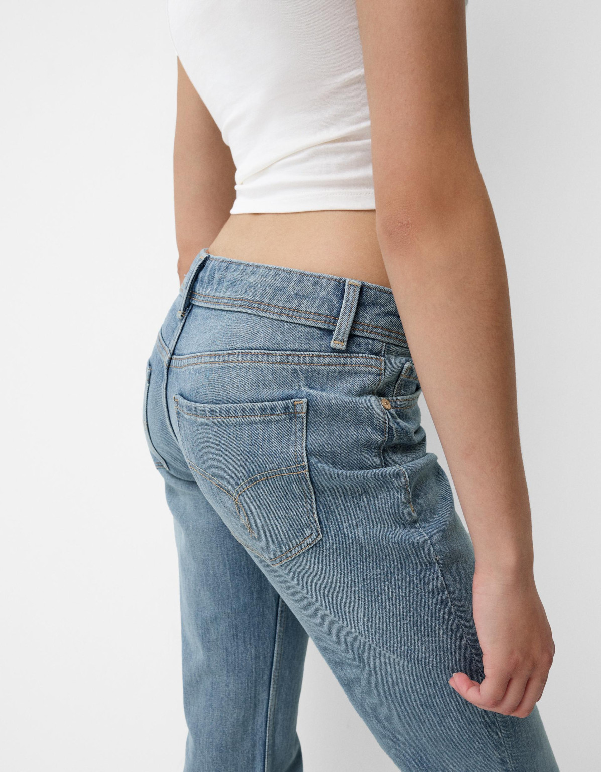 NIEBIESKIE JEANSY DZWONY