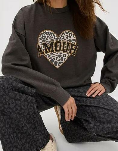 BLUZA Z NADRUKIEM