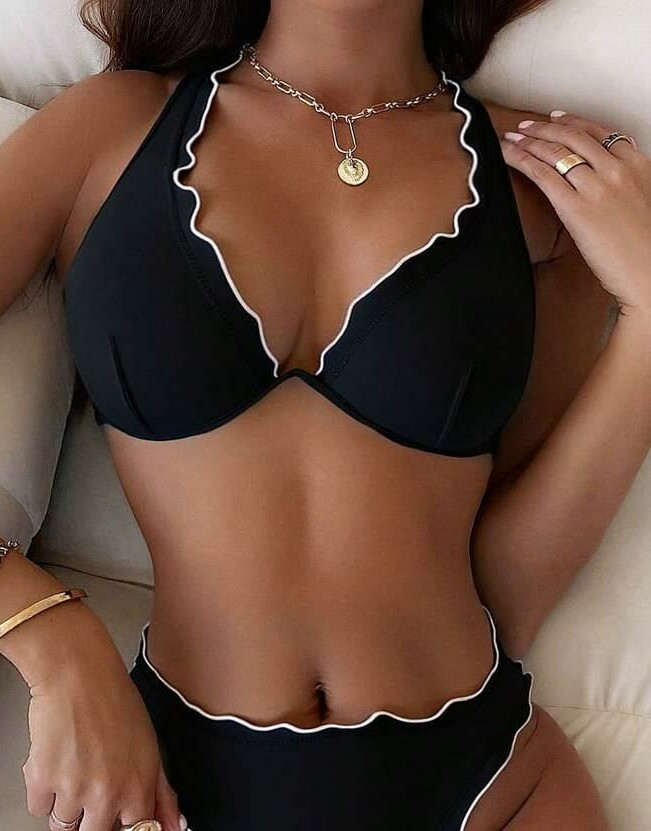 czarna góra od bikini 