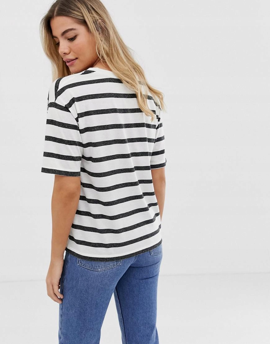 t-shirt wzór paski