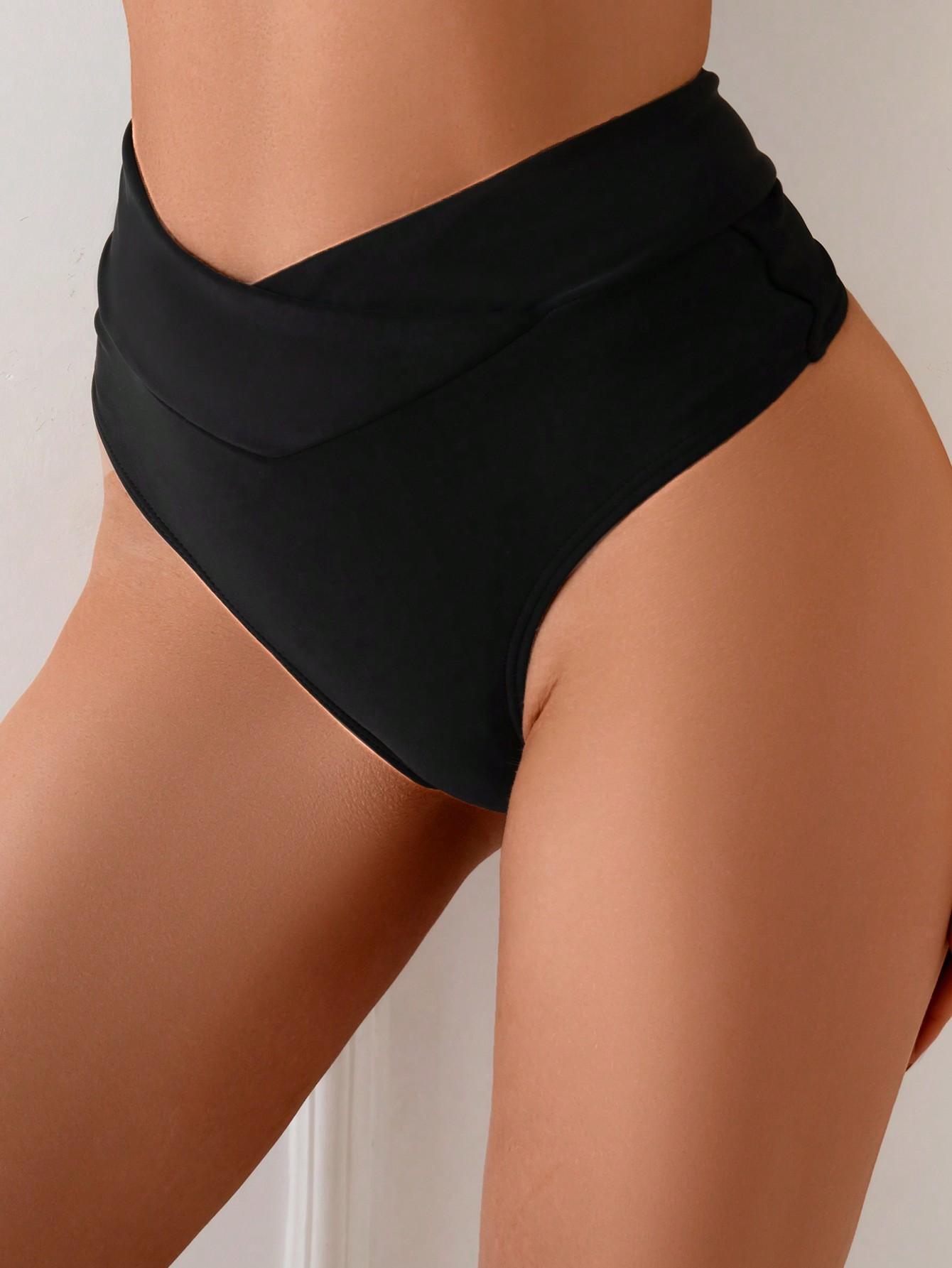 CZARNY DÓŁ OD BIKINI