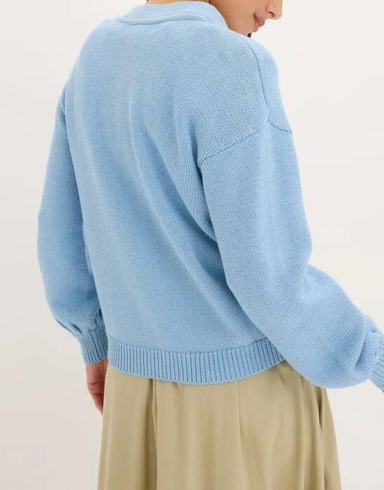 SWETER DAMSKI REGULAR V-NECK BAWEŁNIANY Z GUZIKAMI DŁUGI RĘKAW