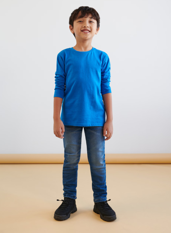 ocieplane niebieskie spodnie jeans