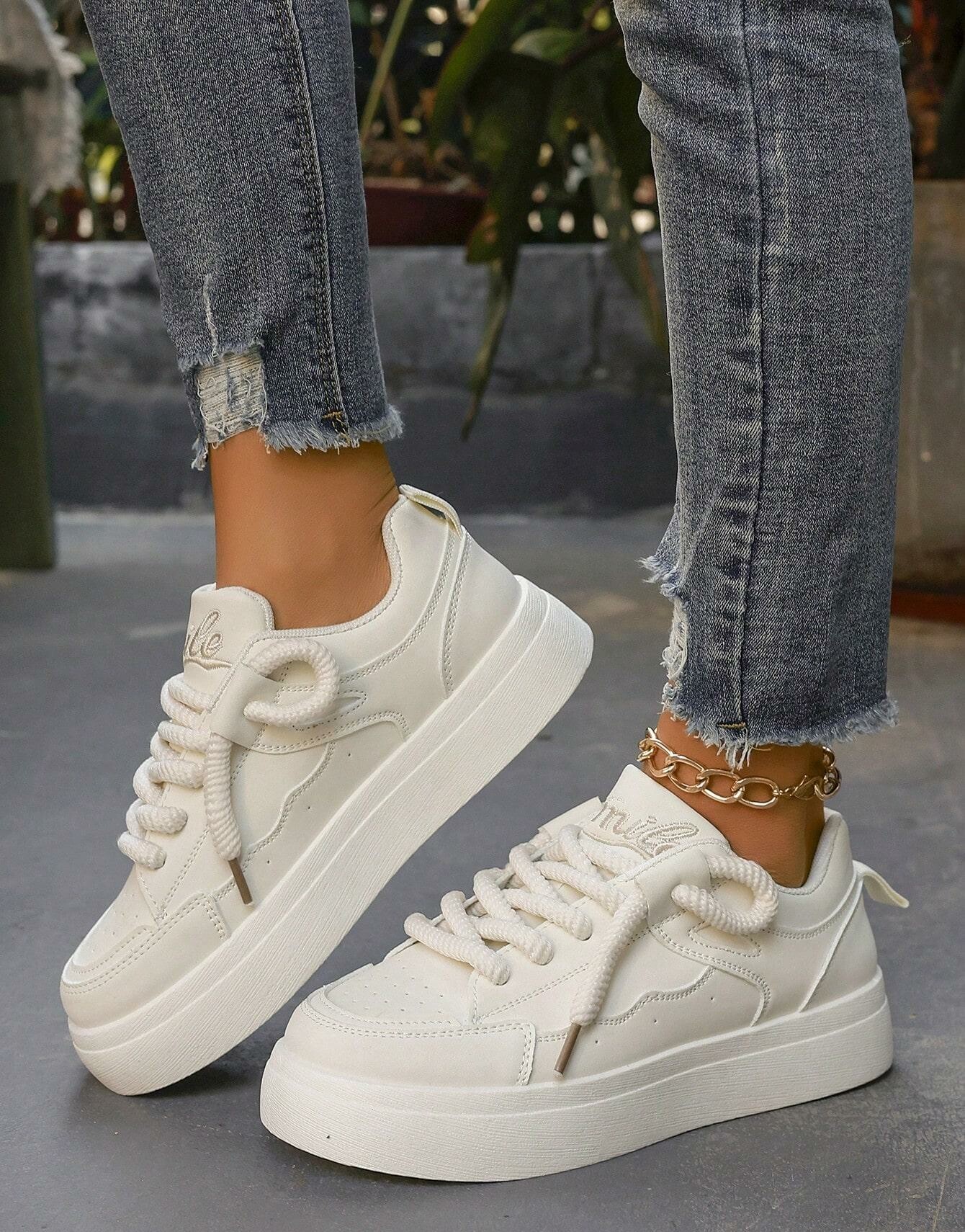 KREMOWE BUTY SPORTOWE