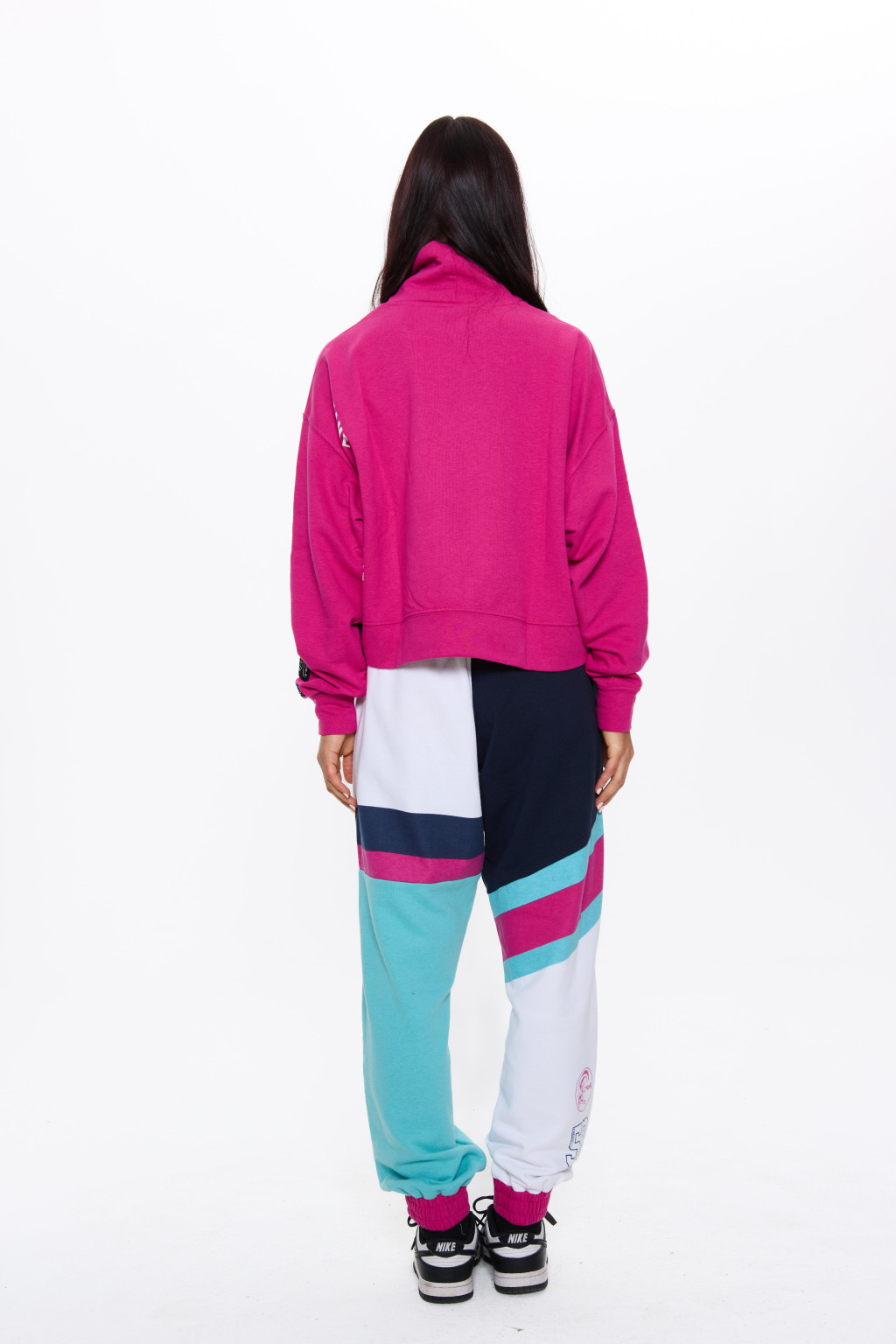 RÓŻOWA BLUZA NAPISY 1750029-13012